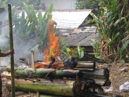 INCINERATION EN PLEIN AIR 2